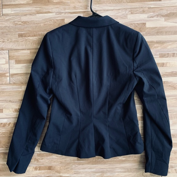 Women’s H&M Blazer - Picture 2 of 4